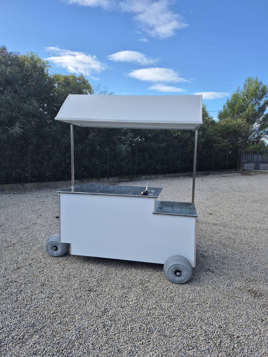 Chariot Beach Boissons avec réfrigérateur pour service mobile sur plages, bord de mer et zones touristiques extérieures