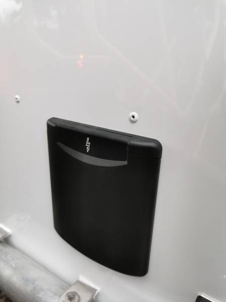 Chariot stand remorque mobile ambulante street food CHR Nîmes 30