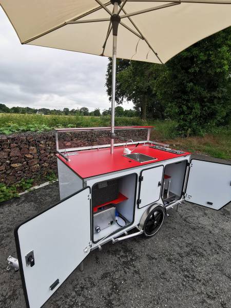Chariot stand remorque mobile ambulante street food CHR Toulon 83