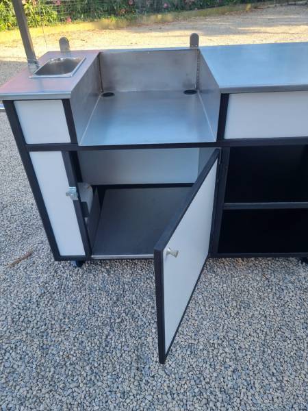 Stand facilement transportable pour buvette pour événements sportifs à La Rochelle 17