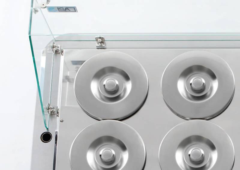 Chariot à glaces avec design retro Paris 75